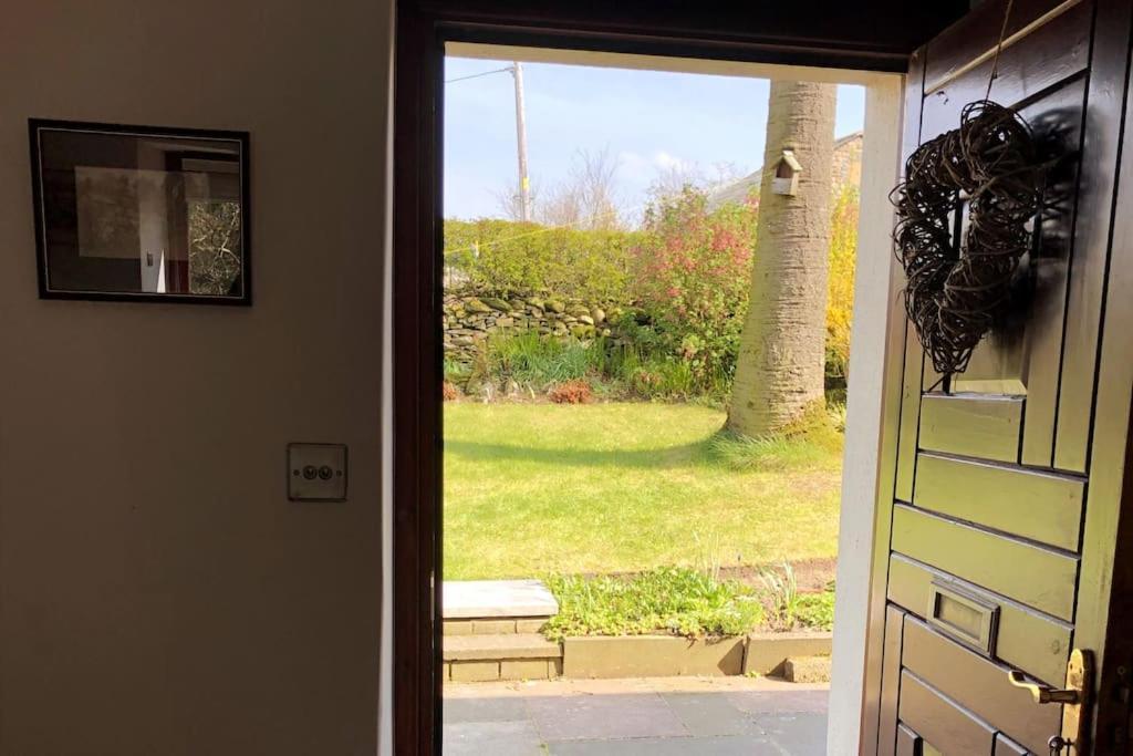 Cosy 3 Bed Cottage Near 3 Peaks - Log Burner & Aga Bentham エクステリア 写真