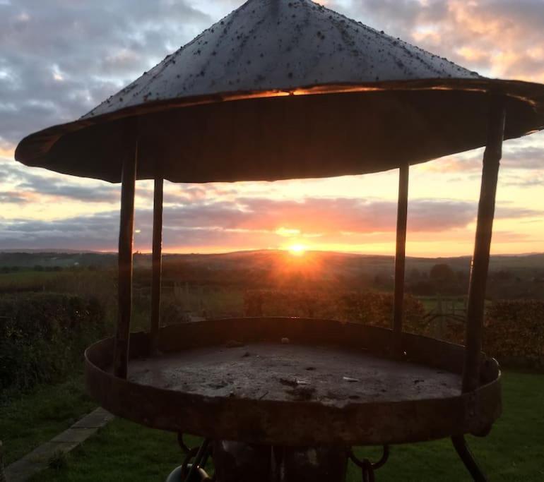 Cosy 3 Bed Cottage Near 3 Peaks - Log Burner & Aga Bentham エクステリア 写真
